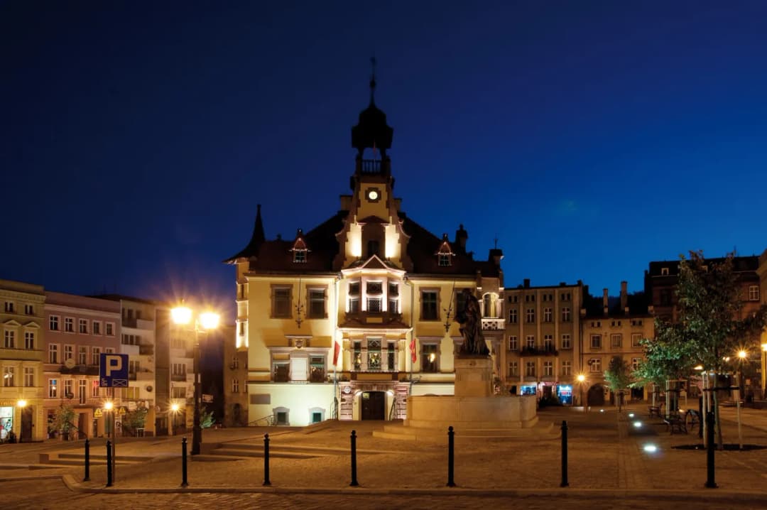 Najlepsze atrakcje w Nowej Rudzie, które musisz zobaczyć