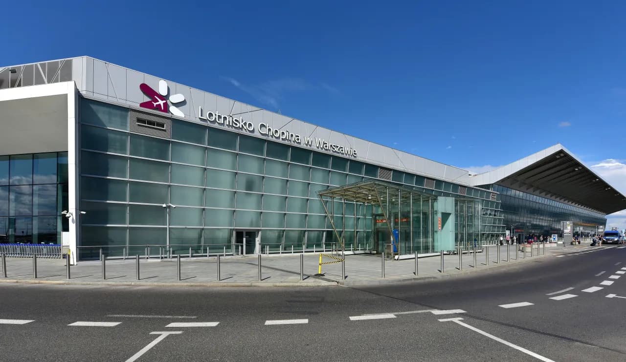 Gdzie jest lotnisko Chopina? Odkryj najbliższe trasy i lokalizację