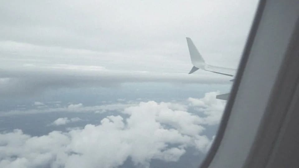 Ile trwa lot z Gdańska do Paryża? Czas przelotu i ważne informacje